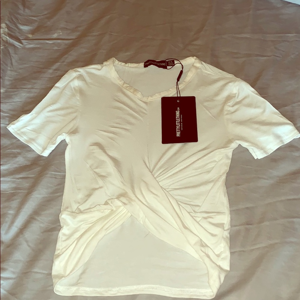 Never worn white short sleeve t-shirt